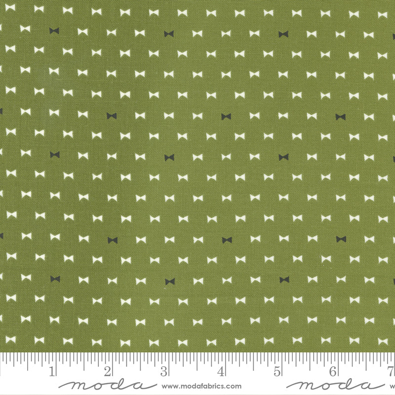 MODA FABRICS - Main Street by Sweetwater - On The Town - Grass - #9045 ...