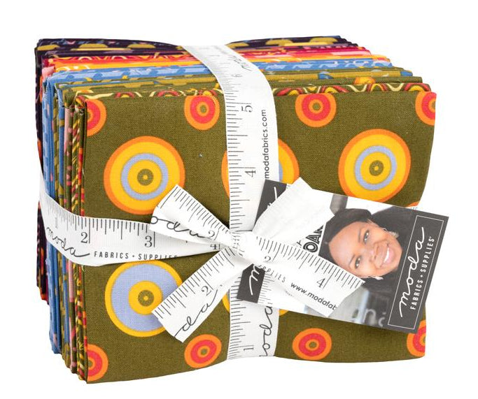 Moda - Creativity Roars Fat Quarter Bundle by Creativity Shell 30 pcs ...