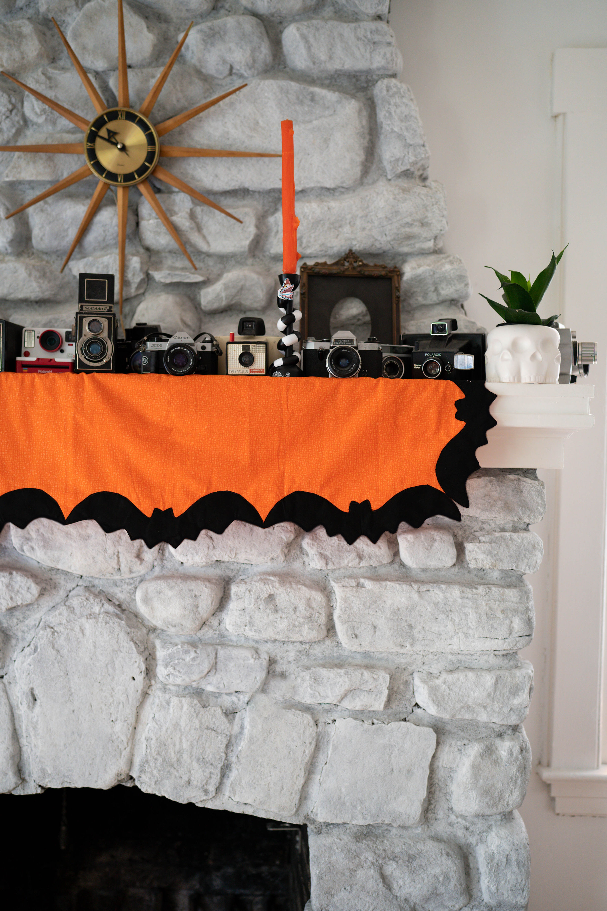 Windham Fabrics - Batty Mantle Scarf Orange Quilt Kit by LJ Simon