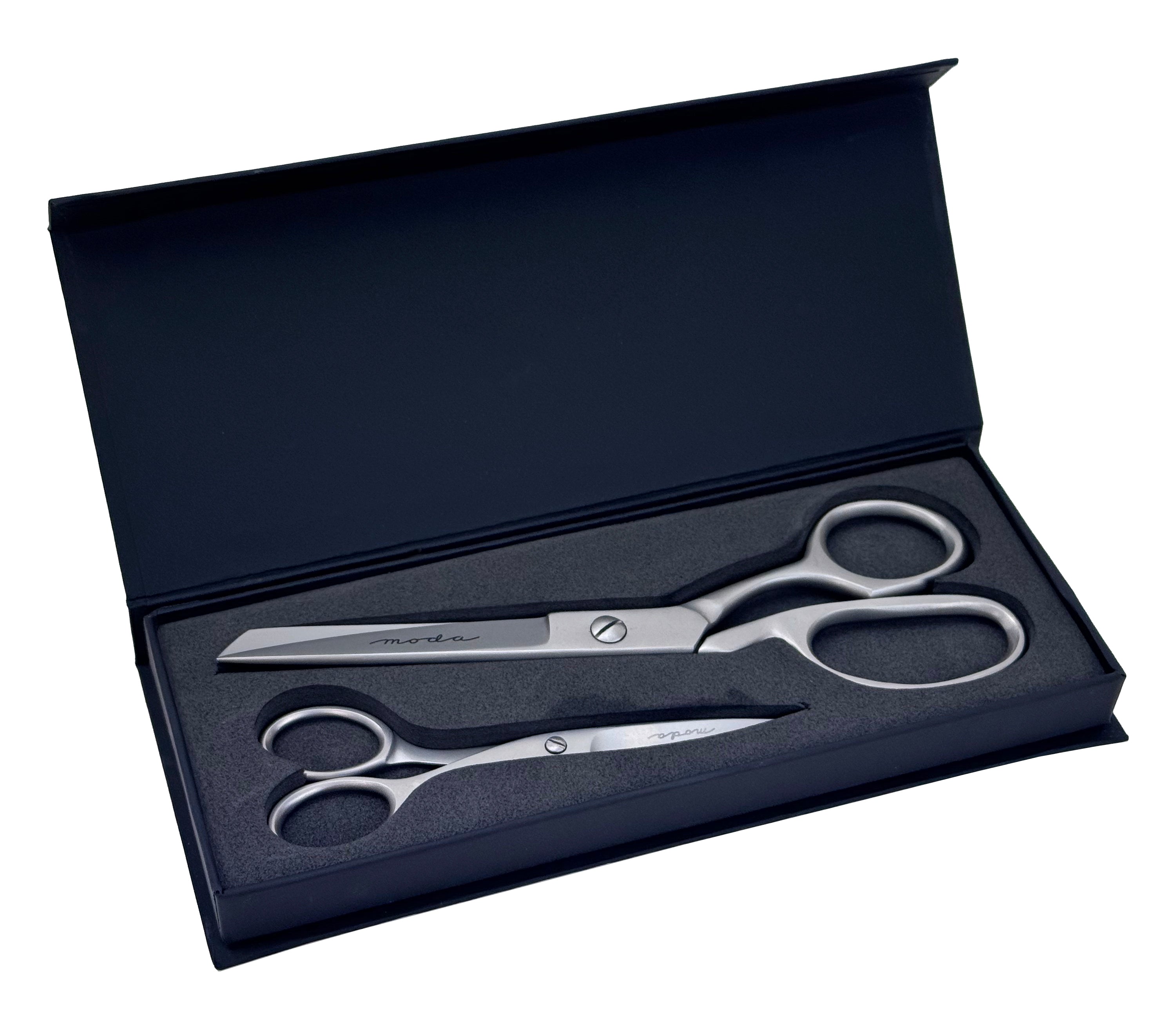 Moda 50 Years Scissor Set - Crafted by Famore Cutlery Quilt in a Day Moda 50 Years Scissor Set - Crafted by Famore Cutlery Quilt in a Day