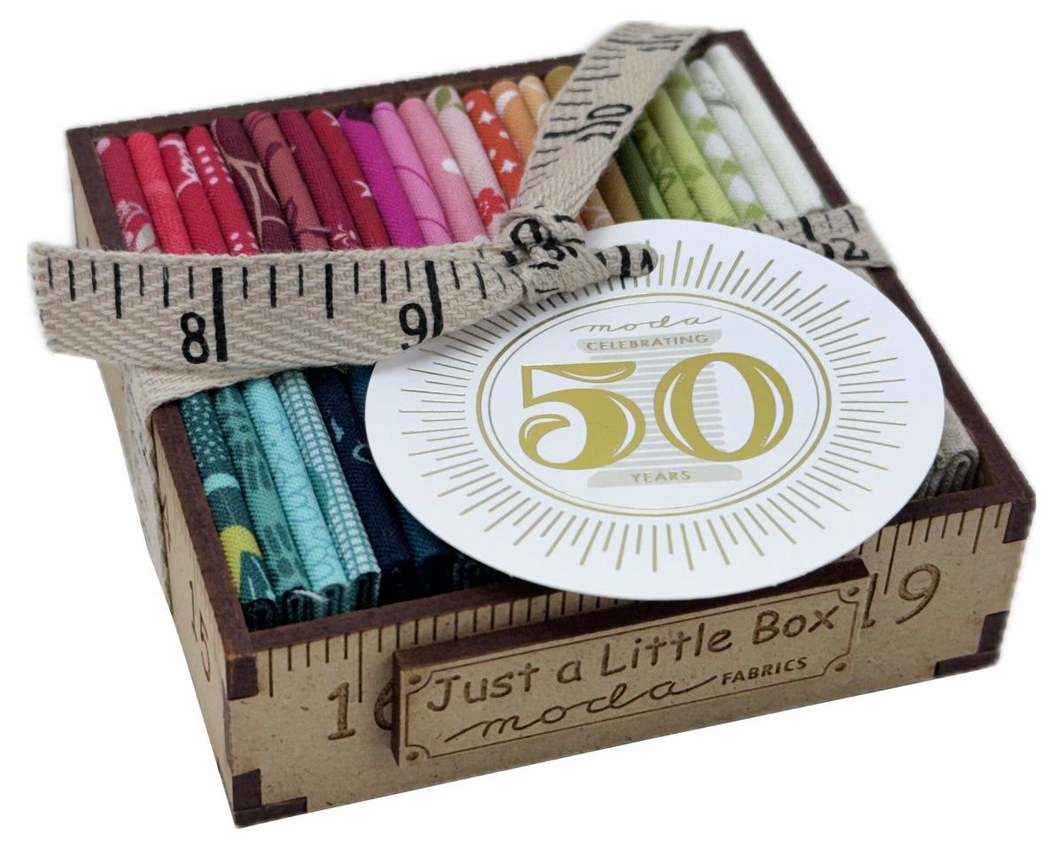 Little Wood Box - Collection 50 Years by Just A little Box – Quilt in a Day