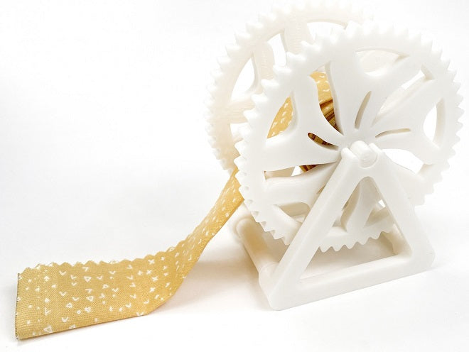 Binding Wheel in White by Purple Hobbies – Quilt in a Day