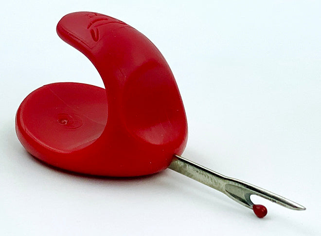 Red Ripper Designs Cindy's RED Medium/Large Seam Ripper by Riley Blake – Quilt in a Day