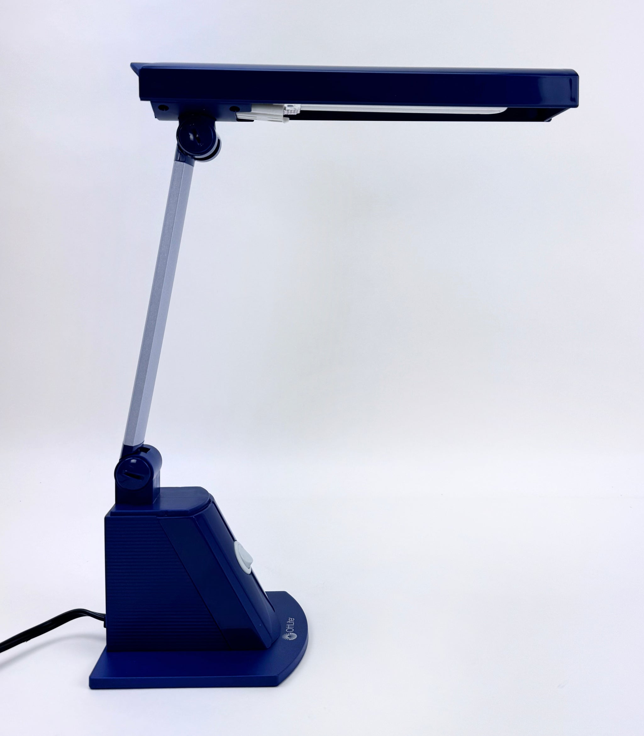Ottlite - Blue - 13 Watt Learning Light – Quilt in a Day
